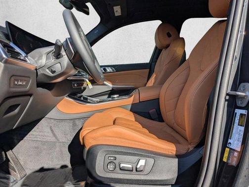 Black Sapphire Metallic 2026 BMW X5 PHEV xDrive50e