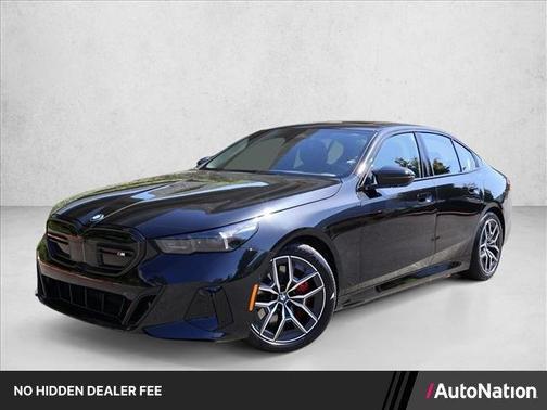Black Sapphire Metallic 2025 BMW i5 M60