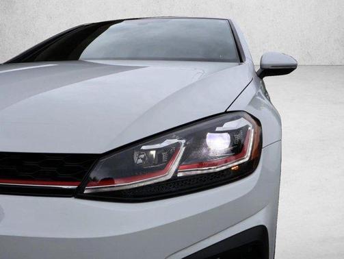 Pure White 2018 Volkswagen Golf GTI 2.0T SE 4-Door
