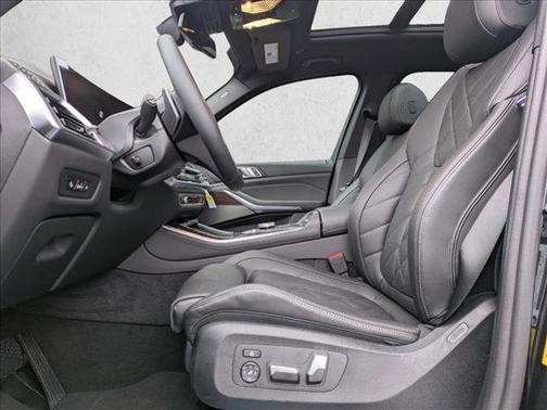 Black Sapphire Metallic 2026 BMW X5 PHEV xDrive50e