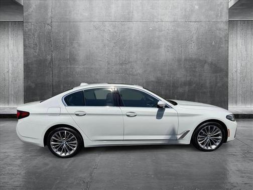 2023 BMW 540 i xDrive