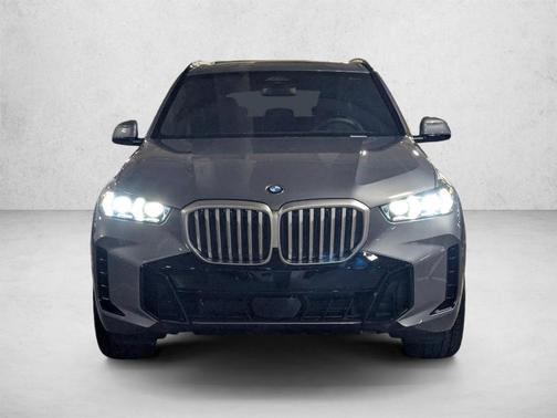 Gray Metallic 2026 BMW X5 xDrive40i