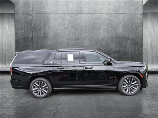 2022 Cadillac Escalade ESV Sport Platinum