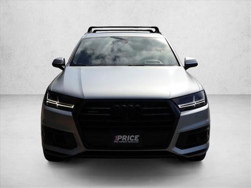 Florett Silver Metallic 2017 Audi Q7 3.0T Prestige