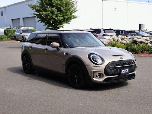 Rooftop Gray 2022 MINI Clubman Cooper S ALL4