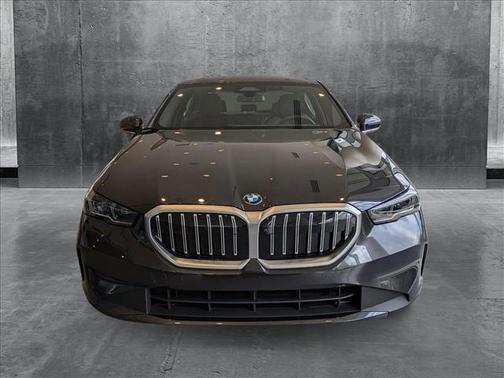 2025 BMW 530 i xDrive