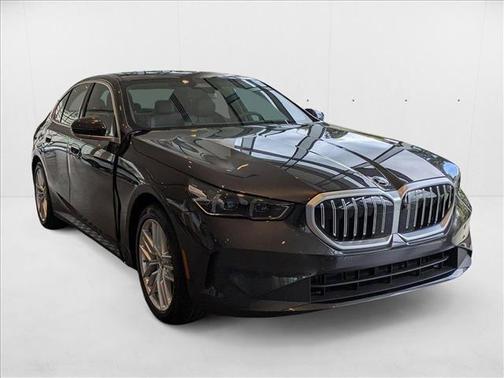 2025 BMW 530 i xDrive