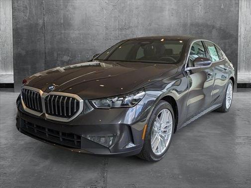 2025 BMW 530 i xDrive