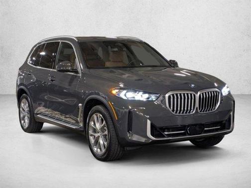 Gray Metallic 2026 BMW X5 xDrive40i