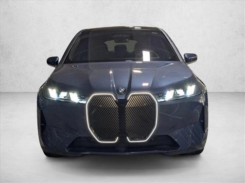 2026 BMW iX xDrive60