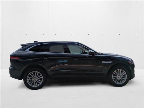 2017 Jaguar F-PACE 35t Prestige