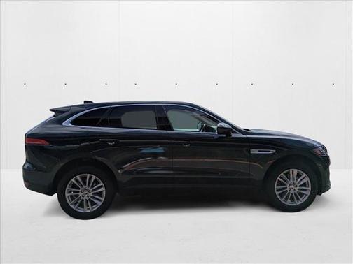 2017 Jaguar F-PACE 35t Prestige