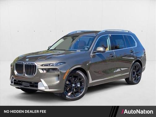 Manhattan Green Metallic 2026 BMW X7 xDrive40i