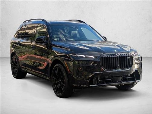 2024 BMW X7 M60i