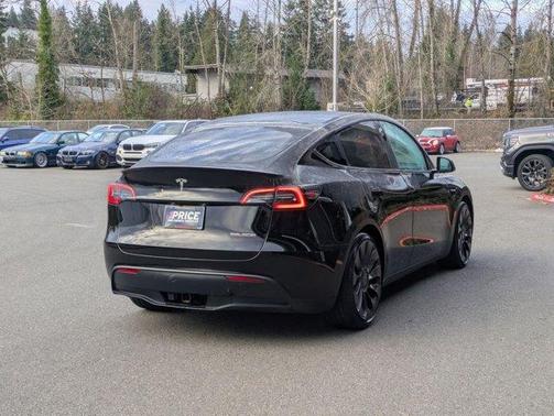 2023 Tesla Model Y Performance