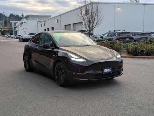 2023 Tesla Model Y Performance