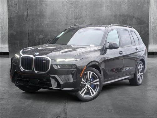 2025 BMW X7 M60i