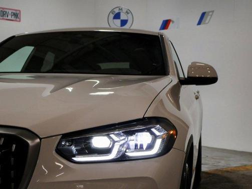 Alpine White 2023 BMW X4 xDrive30i
