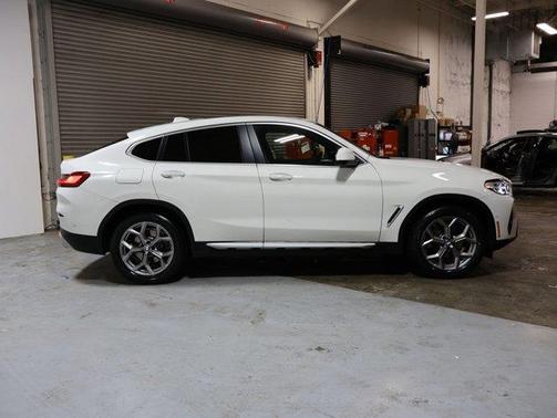 Alpine White 2023 BMW X4 xDrive30i