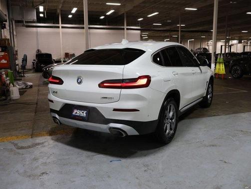 Alpine White 2023 BMW X4 xDrive30i