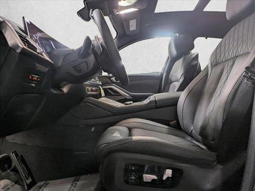 2026 BMW X6 M60i