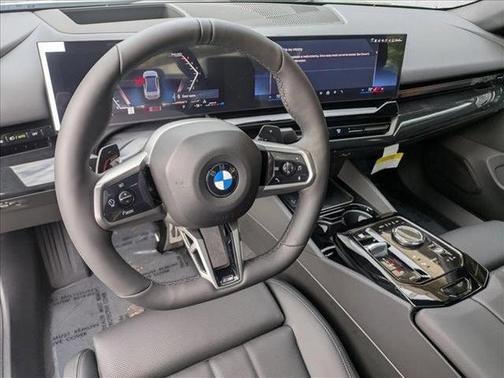 2026 BMW 530 i xDrive