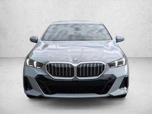 2026 BMW 530 i xDrive