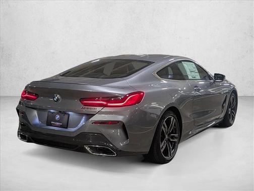 2026 BMW M850 i xDrive