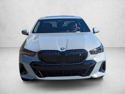 Gray Metallic 2026 BMW i5 xDrive40