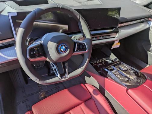 Gray Metallic 2026 BMW i5 xDrive40