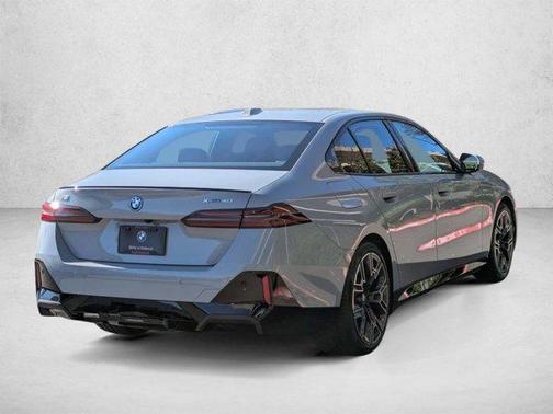 Gray Metallic 2026 BMW i5 xDrive40