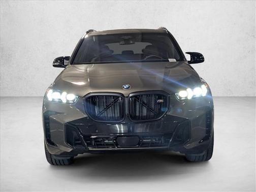 Manhattan Green Metallic 2026 BMW X5 M60i