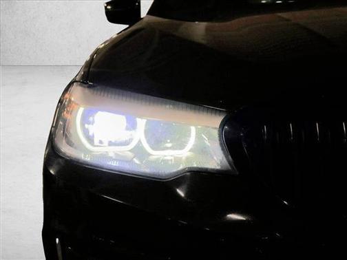 Black Sapphire Metallic 2020 BMW 530 i
