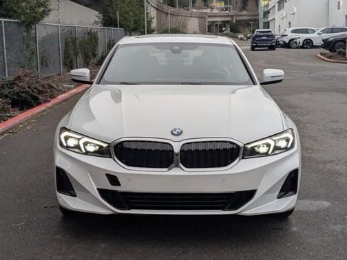 2024 BMW 330 i xDrive