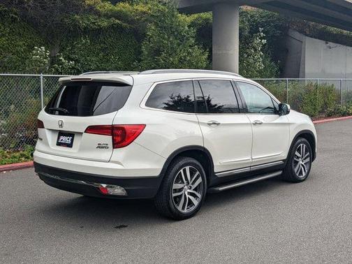2017 Honda Pilot Elite