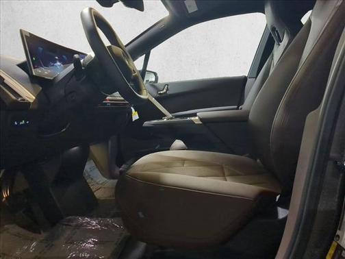 2026 BMW iX xDrive60