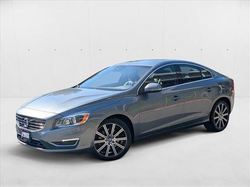 2016 Volvo S60 T6 Drive-E Platinum