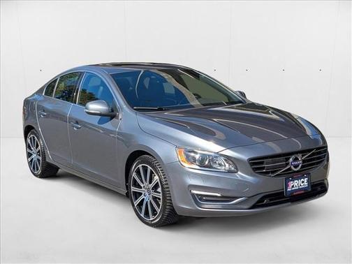 2016 Volvo S60 T6 Drive-E Platinum
