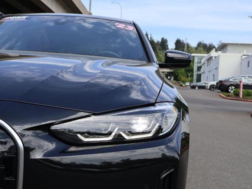 Black Sapphire Metallic 2023 BMW i4 Gran Coupe eDrive35
