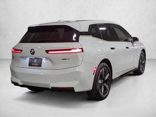 2026 BMW iX xDrive45