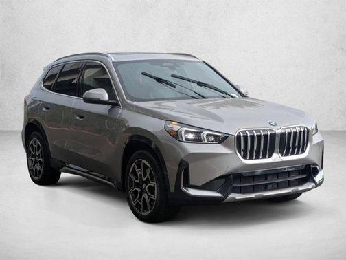 Space Silver 2026 BMW X1 xDrive28i