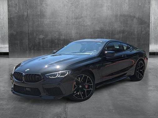 2022 BMW M8 Competition