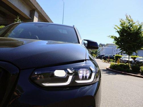 Black Sapphire Metallic 2023 BMW X3 M40i