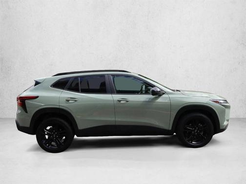 Green 2025 Chevrolet Trax ACTIV