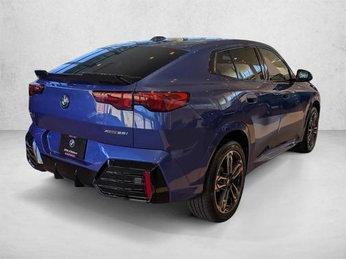 Portimao Blue Metallic 2026 BMW X2 xDrive28i