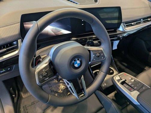Portimao Blue Metallic 2026 BMW X2 xDrive28i
