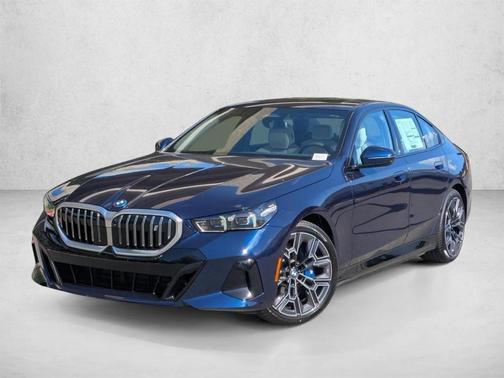 Tanzanite Blue II Metallic 2026 BMW i5 xDrive40