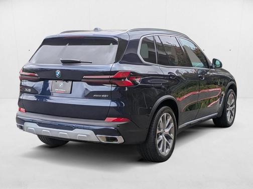 Tanzanite Blue II Metallic 2026 BMW X5 xDrive40i