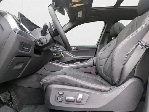 Tanzanite Blue II Metallic 2026 BMW X5 xDrive40i