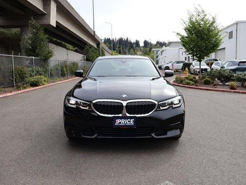 Jet Black 2019 BMW 330 i